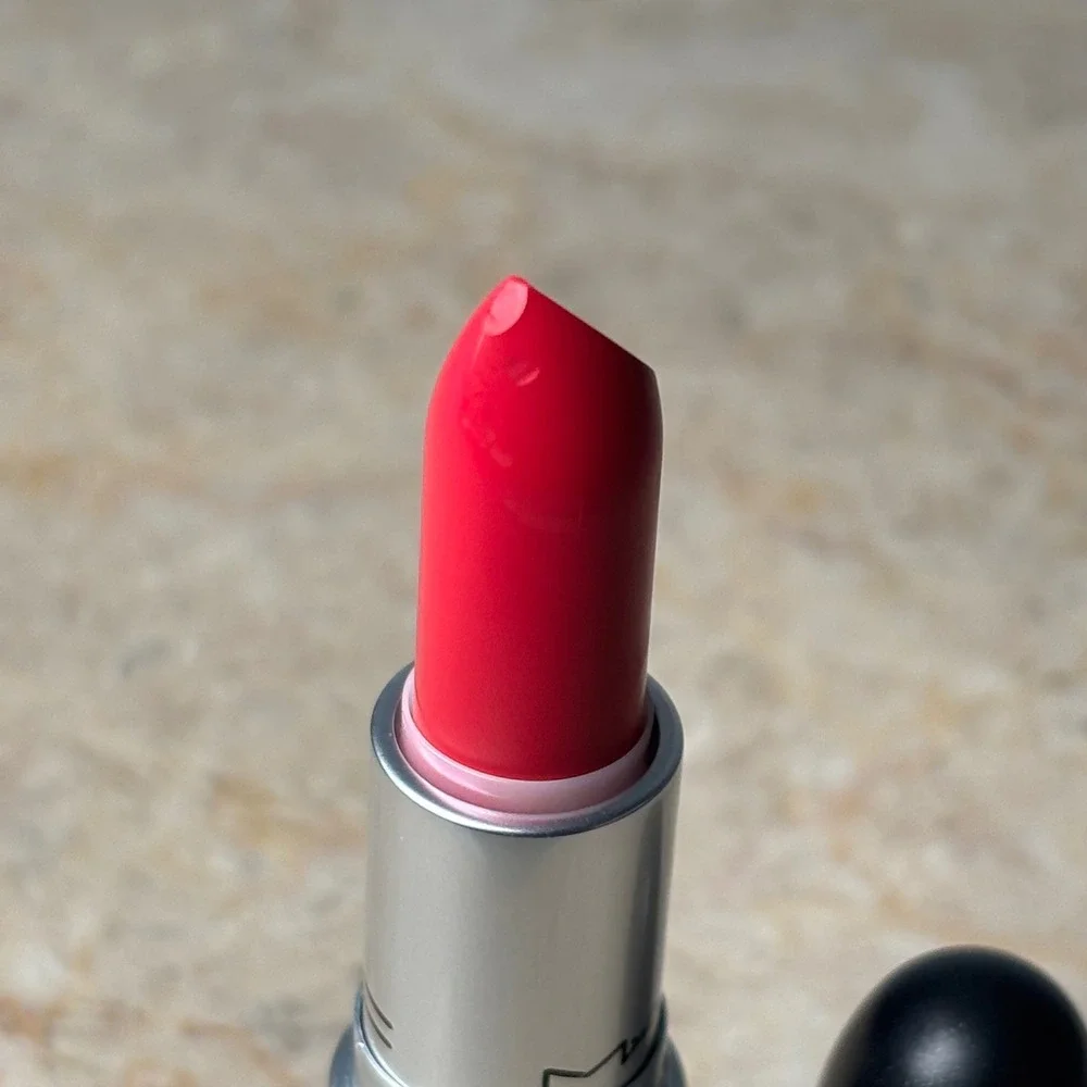 MAC Matte Lipstick Moxie A62 Full Size Bright Pink Red Bold Cosmetic Makeup